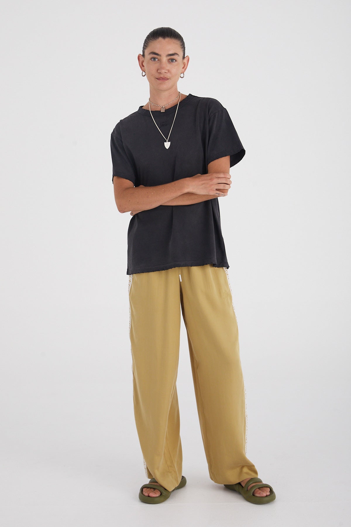 Distressed Basic Boxy Tee Black