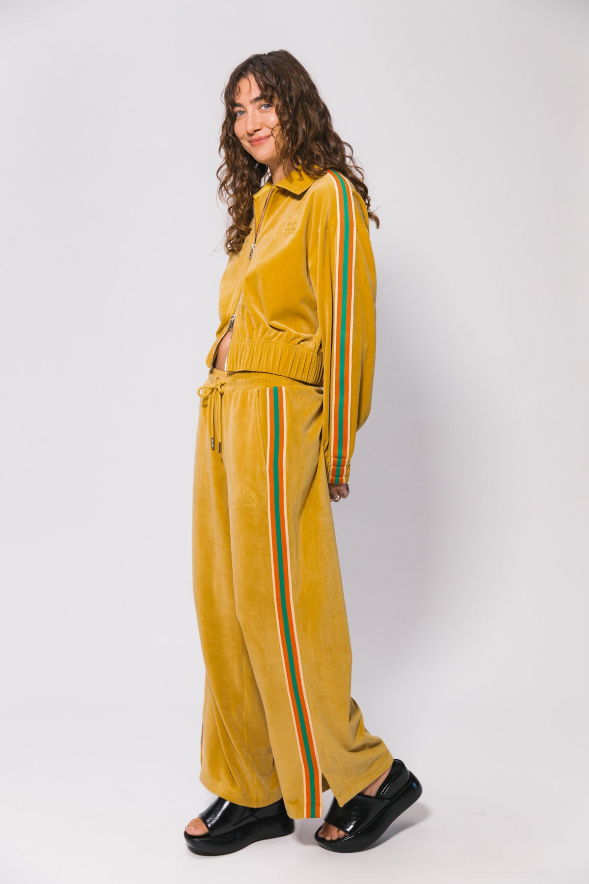 Clay Velour Wide Pants