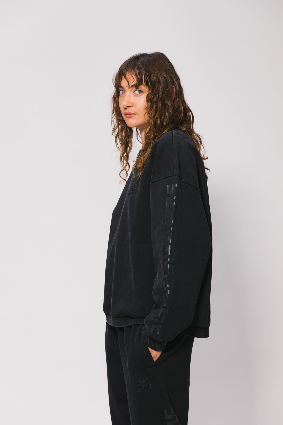 Washed Black SVS Essential Crew