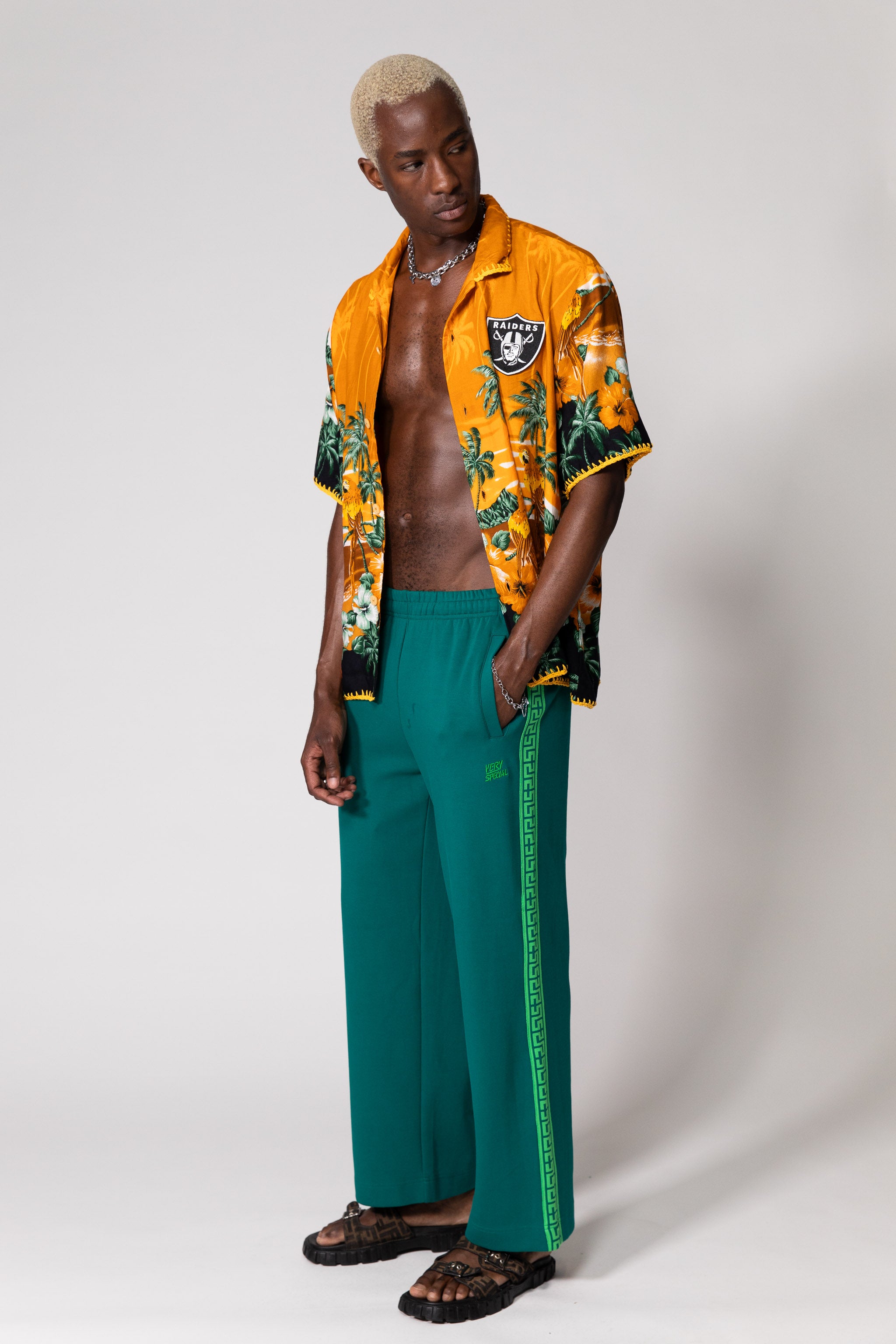 Raiders One Off Hawaiian Shirt L